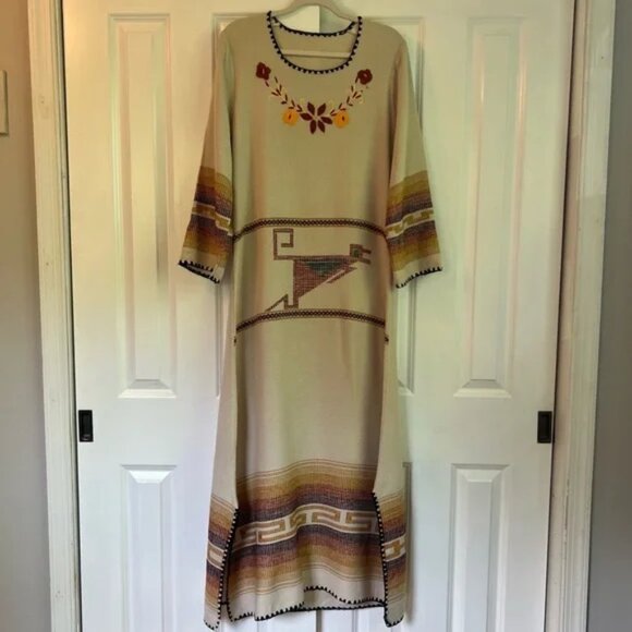Vintage Native American Dress Embroidered Yarn Floral Design Indigenous Size S/M - Picture 1 of 14